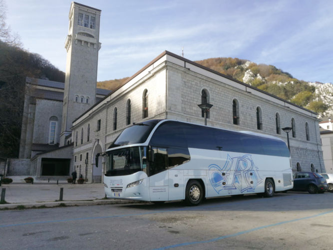 Bus 54 Posti